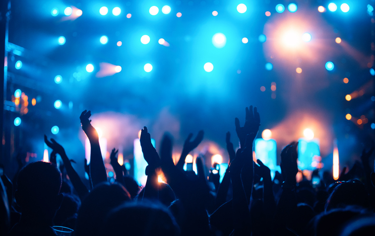 Razones por las que reservar una mesa VIP en una discoteca en Madrid y Barcelona